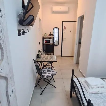 Amici Holidey Stazione Pensión