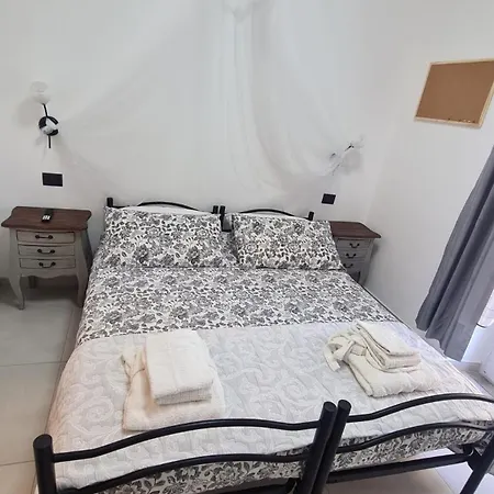 Pensión Amici Holidey Stazione La Spezia