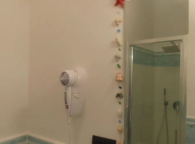 Amici Holidey Stazione Гостевой дом